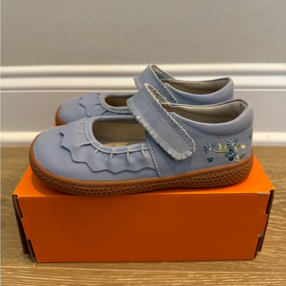 Like New Livie & Luca Ruche Classic Size 11 - Picture 4 of 5